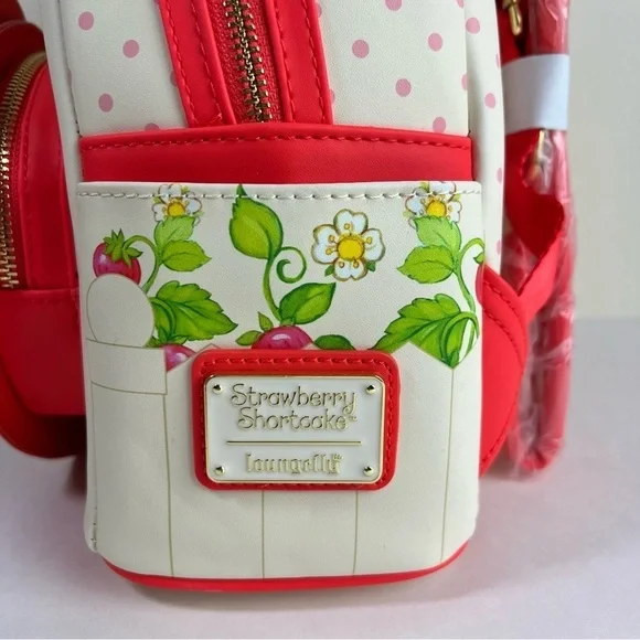 NWT Loungefly Strawberry Shortcake Strawberry House Mini Backpack - Picture 6 of 12